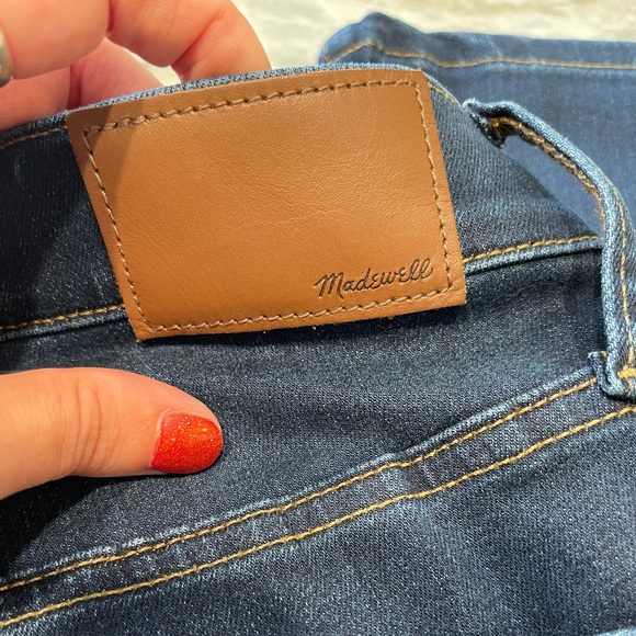 Madewell 9” Mid Rise Skinny Jeans - Picture 7 of 12